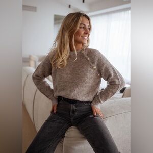 NWT Easy Clothes Cozy Knit Sweater | Button Shoulder Detail | M